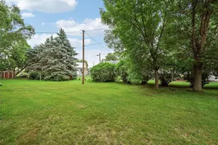 360 Sophia Ave, Hamburg, MN 55339 - Photo 38