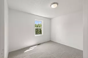 11374 Balsam Way, Woodbury, MN 55129 - Photo 22