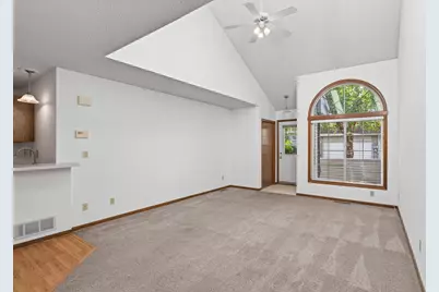 1133 Pecks Woods Drive, New Brighton, MN 55112 - Photo 8