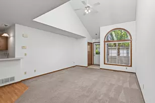 1133 Pecks Woods Dr, New Brighton, MN 55112 - Photo 8