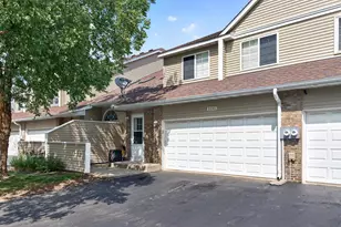 1133 Pecks Woods Dr, New Brighton, MN 55112 - Photo 2