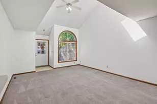 1133 Pecks Woods Dr, New Brighton, MN 55112 - Photo 6