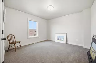 4162 Arthur Dr S, Fargo, ND 58104 - Photo 18