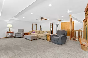 2000 Schmidt Ct SE, Rochester, MN 55904 - Photo 6