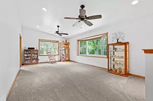 2000 Schmidt Ct SE, Rochester, MN 55904 - Photo 8