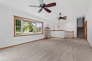 2000 Schmidt Ct SE, Rochester, MN 55904 - Photo 10