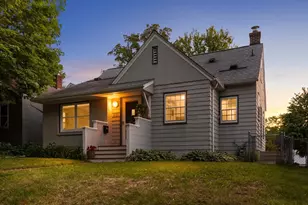 2622 McKinley Street NE, Minneapolis, MN 55418 - Photo 2