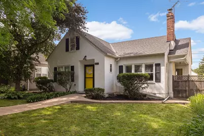 871 Sherwood Avenue, Saint Paul, MN 55106 - Photo 2