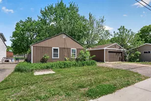 225 6th Ave SE, Osseo, MN 55369 - Photo 2