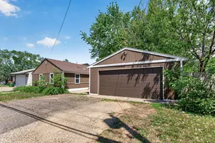225 6th Ave SE, Osseo, MN 55369 - Photo 4