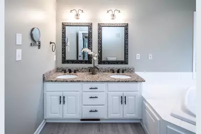 4015 Hosford Hills Road, Eagan, MN 55123 - Photo 26