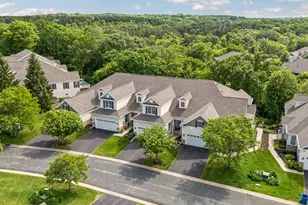 1454 Steeplechase Ln, Eagan, MN 55122 - Photo 2