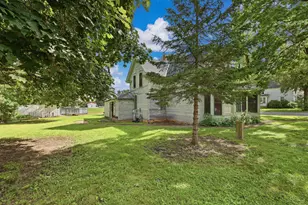 400 W Main St, Belle Plaine, MN 56011 - Photo 22