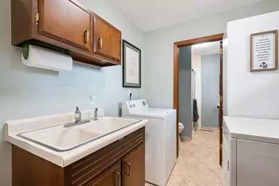 902 11th Avenue SW, Austin, MN 55912 - Photo 20