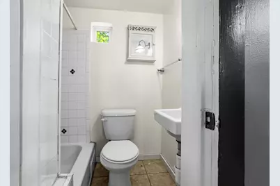 335 9th Avenue S, Fargo,  58103 - Photo 16