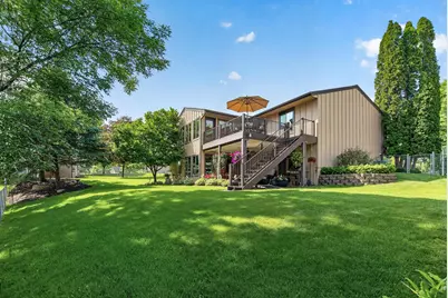 4500 Ranchview Lane N, Plymouth, MN 55446 - Photo 2