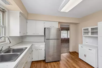 833 9th Avenue SW, Faribault, MN 55021 - Photo 10