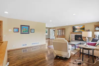 2115 Toledo Avenue N, Golden Valley, MN 55422 - Photo 8