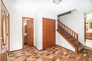 439 Hartley Pl, Duluth, MN 55803 - Photo 8