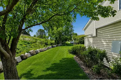2233 Red Bud Road, Hudson, WI 54016 - Photo 4