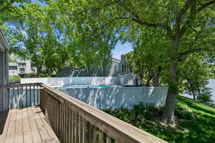 2666 Mackubin St, Roseville, MN 55113 - Photo 28
