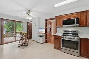 2016 Laurel Ave, Saint Paul, MN 55104 - Photo 10