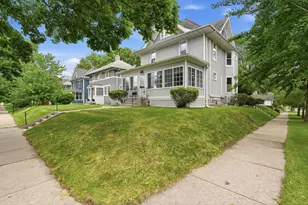 2016 Laurel Ave, Saint Paul, MN 55104 - Photo 2