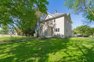 108 1st Ave NW, Mapleton, MN 56065 - Photo 1