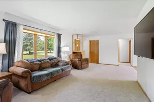 58413 220 St, Austin, MN 55912 - Photo 12