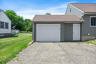 1000 W Lyon Ave, Lake City, MN 55041 - Photo 14