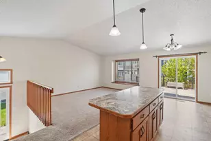 2833 Umber Ct S, Fargo, ND 58104 - Photo 2