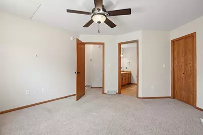 2833 Umber Court S, Fargo, ND 58104 - Photo 8