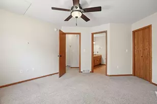 2833 Umber Ct S, Fargo, ND 58104 - Photo 8