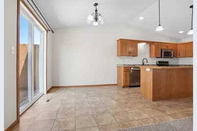2833 Umber Court S, Fargo, ND 58104 - Photo 6