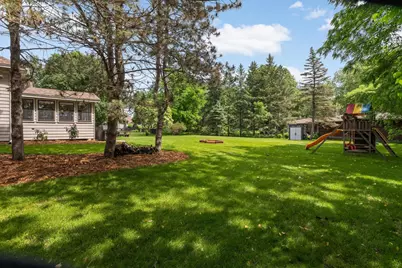 5550 Chatsworth Street N, Shoreview, MN 55126 - Photo 32