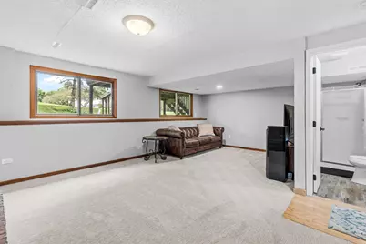 919 Greenhaven Drive, Vadnais Heights, MN 55127 - Photo 26