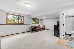 919 Greenhaven Dr, Vadnais Heights, MN 55127 - Photo 26