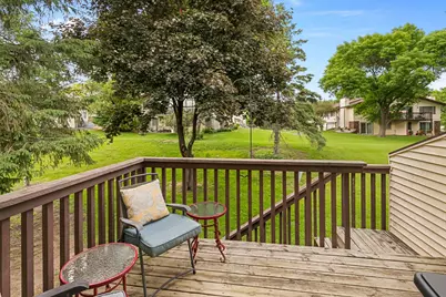 919 Greenhaven Drive, Vadnais Heights, MN 55127 - Photo 14