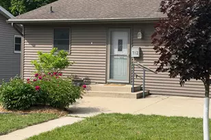 712 S Washington St, New Ulm, MN 56073 - Photo 1
