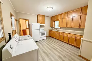 455 9th St, Red Wing, MN 55066 - Photo 8