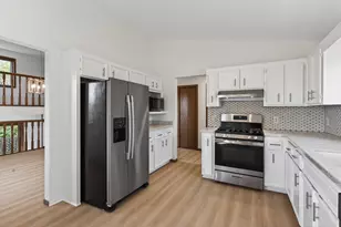 1278 Windcrest Ave, Eagan, MN 55123 - Photo 14