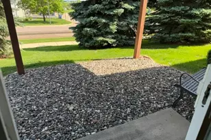 2714 Village Dr, Faribault, MN 55021 - Photo 30