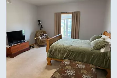 2714 Village Drive, Faribault, MN 55021 - Photo 12