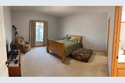 2714 Village Drive, Faribault, MN 55021 - Photo 14