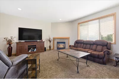 13960 Gadwall Court, Rogers, MN 55374 - Photo 6