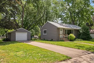 1304 Hall Ave, West Saint Paul, MN 55118 - Photo 2