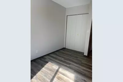 301 W Bert Street #16, Lake Crystal, MN 56055 - Photo 16