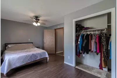 462 E Washington Street, Le Center, MN 56057 - Photo 16