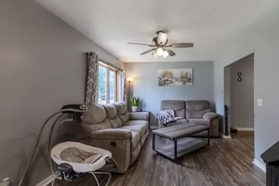 462 E Washington Street, Le Center, MN 56057 - Photo 10