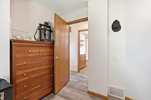 1604 W 131st St, Burnsville, MN 55337 - Photo 28